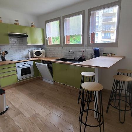 Appartement Lumineux Avec Vue Sur Les Montagnes. Saint-Claude Kültér fotó